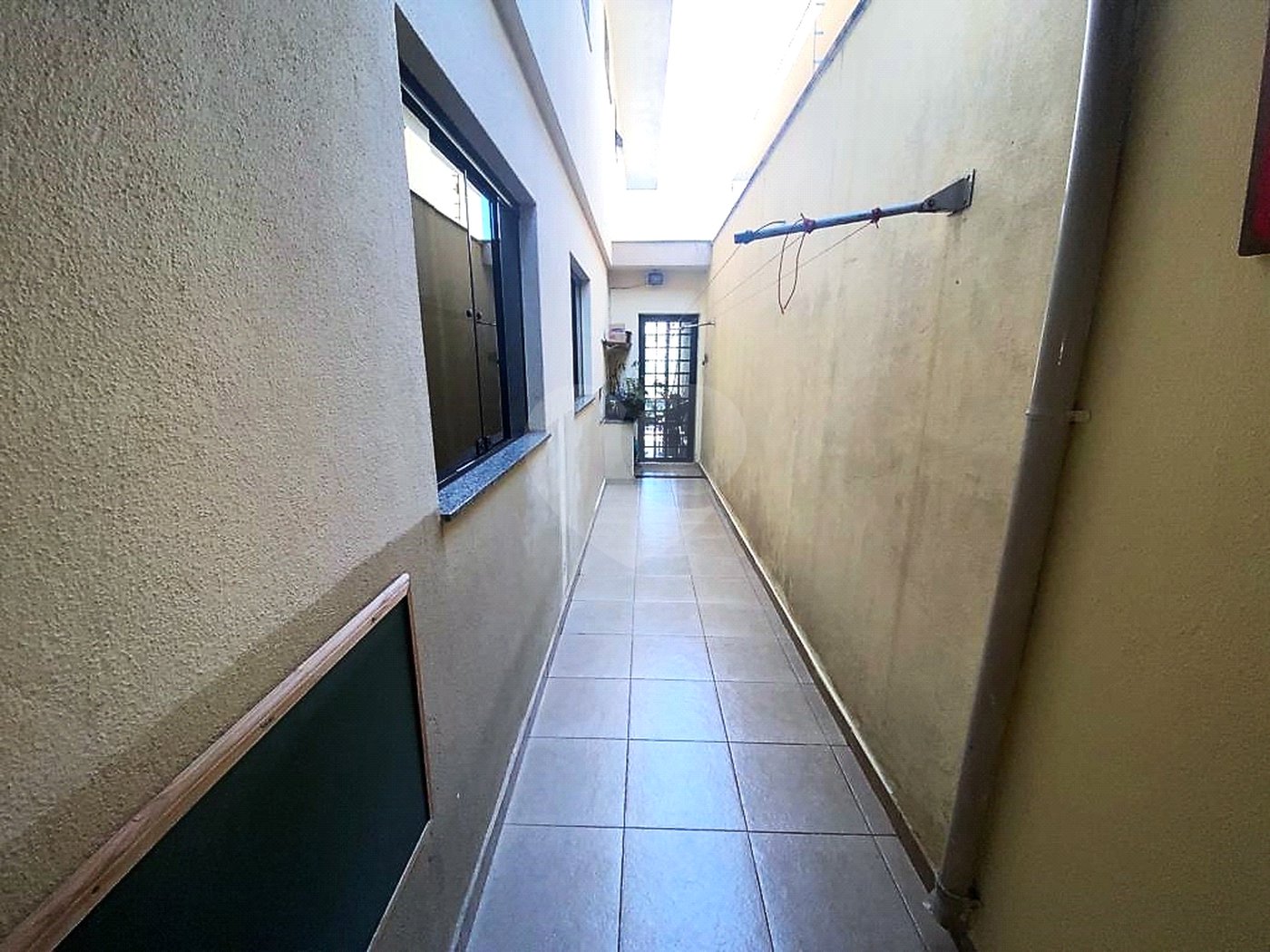 Sobrado à venda com 3 quartos, sendo 1 suíte, em Vila Nivi, São Paulo, SP
