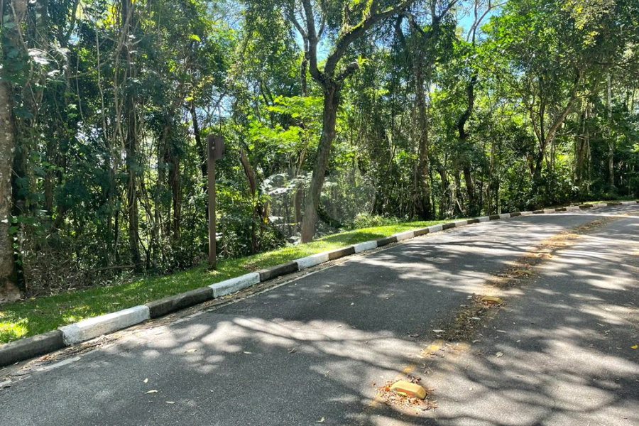 Terreno à venda no condomínio Cantareira, Mairiporã - SP