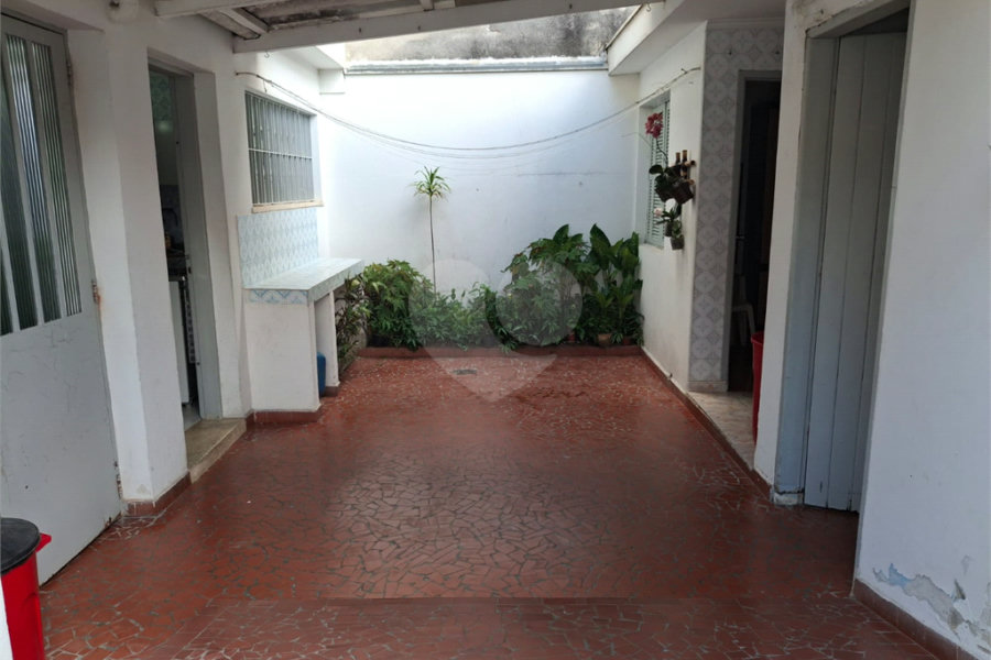 Sobrado à venda com 4 quartos em Limão, São Paulo, SP