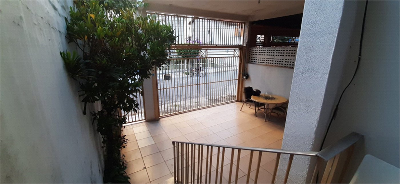 Sobrado à venda com 4 quartos em Santana, São Paulo, SP