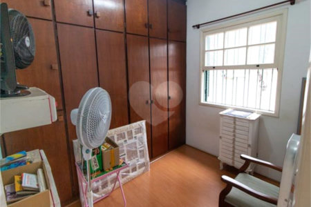 Sobrado à venda com 3 quartos, sendo 1 suíte, em Alto da Boa Vista, São Paulo, SP