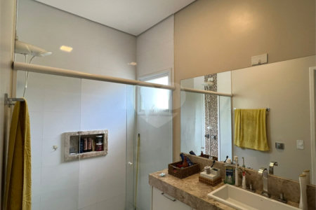 Casa à venda com 3 quartos, sendo 1 suíte,  no condomínio Golden Park Residence, Sorocaba - SP