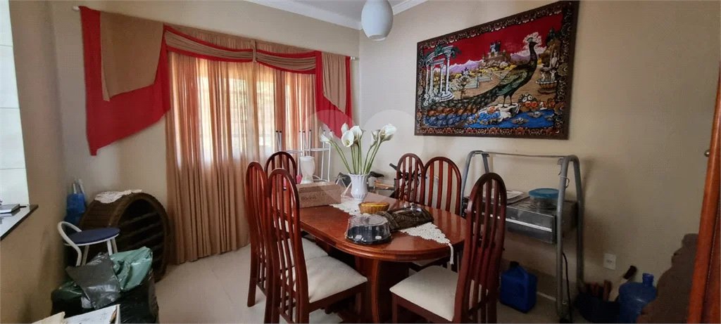 Casa à venda com 3 quartos, sendo 1 suíte, no condomínio Chácaras do Lago, Vinhedo - SP