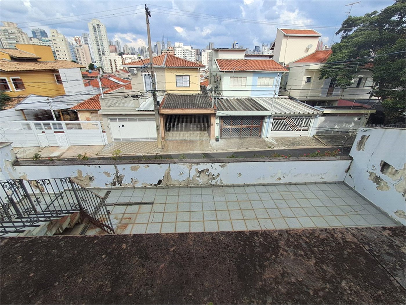 Sobrado à venda com 3 quartos, sendo 1 suíte, em Vila Romana, São Paulo, SP