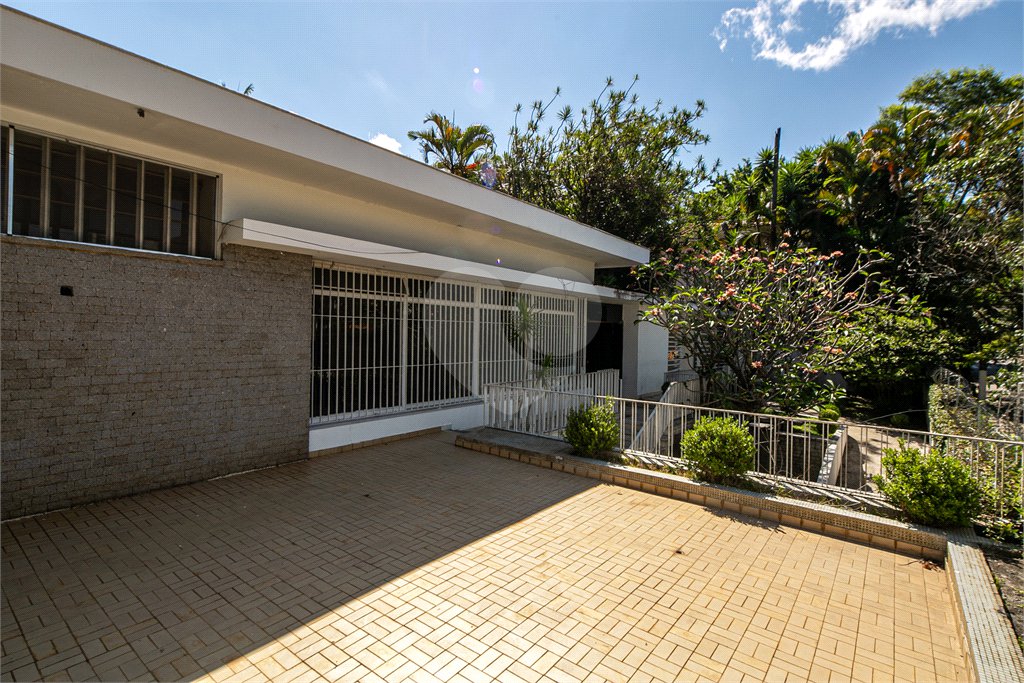 Casa Térrea à venda com 4 quartos, sendo 1 suíte,  em Brooklin Velho, São Paulo, SP