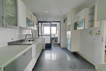 Apartamento à venda com 3 suítes em Vila Romana, São Paulo, SP