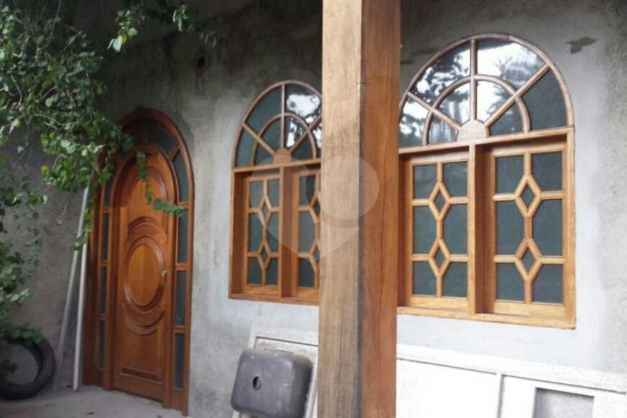 Sobrado à venda com 5 quartos, sendo 3 suítes, em Tremembé, São Paulo, SP