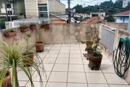 Sobrado à venda com 3 suítes em Jardim Colombo, São Paulo, SP