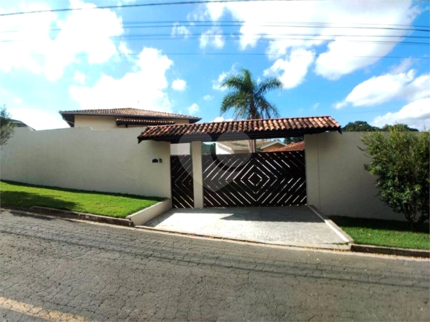 Casa à venda com 3 suítes em Vista Alegre, Vinhedo, SP