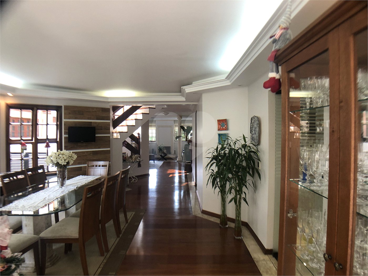 Casa à venda com 4 suítes no condomínio Residencial Floresta, São Paulo - SP
