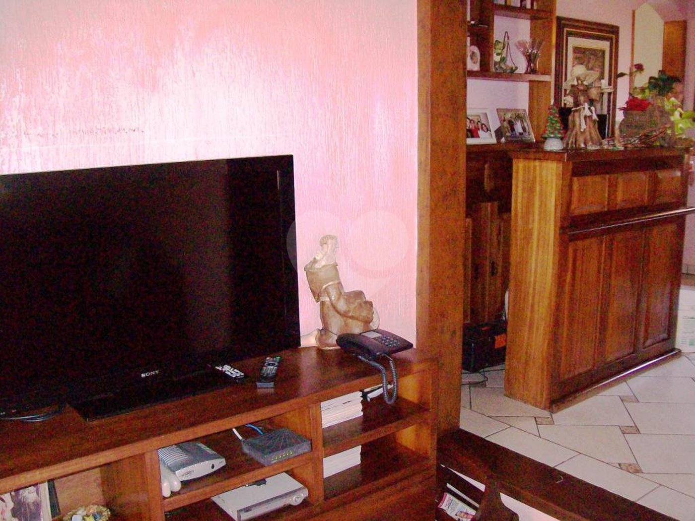Sobrado à venda com 2 quartos, sendo 1 suíte, em Vila Vitório Mazzei, São Paulo, SP