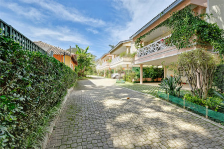Casa à venda com 4 suítes no condomínio Conjunto Residencial São Benedito, São Paulo - SP