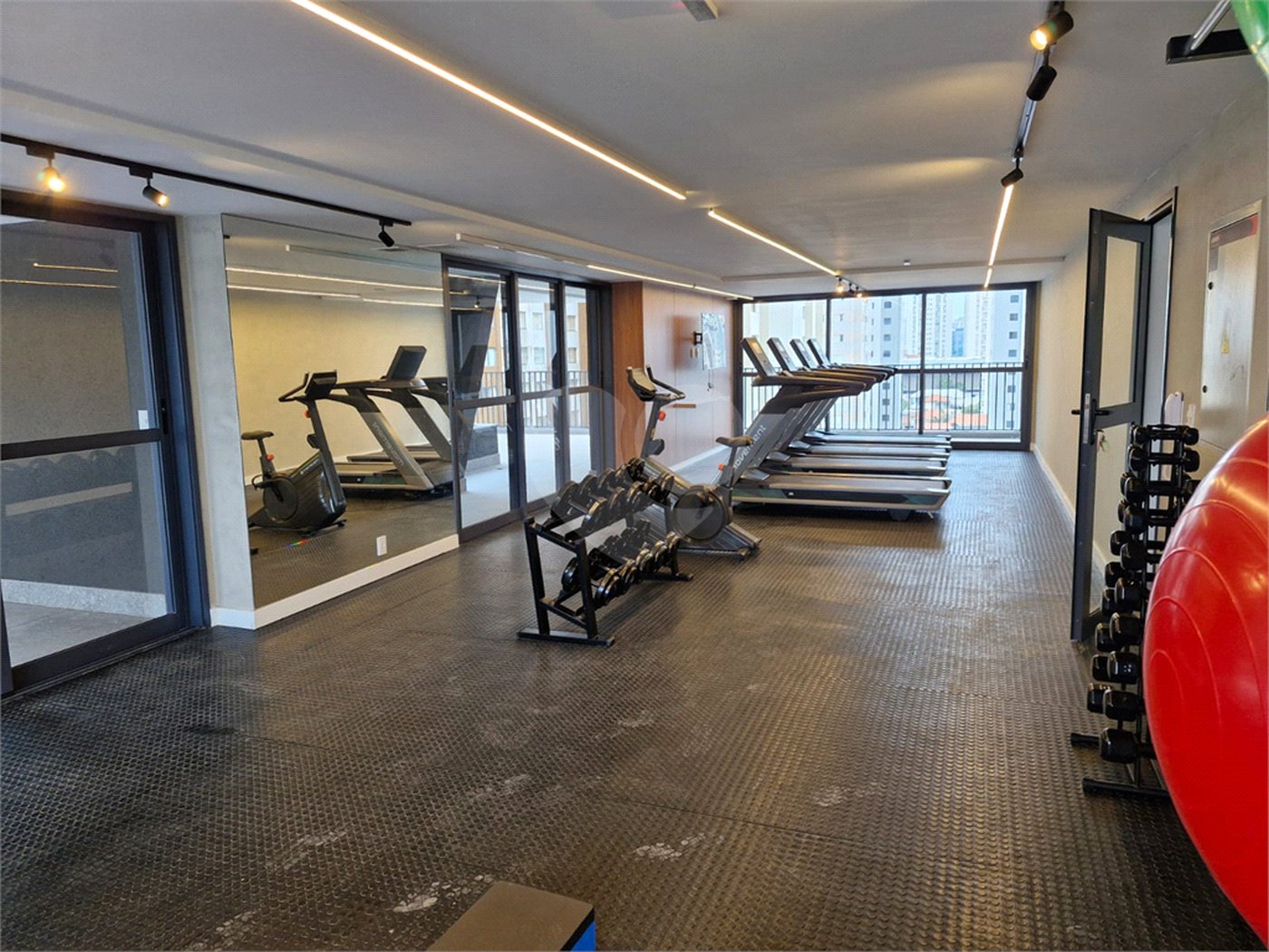 Apartamento venda Vila Mariana, 31m², 1 dormitório, contrapiso, lazer, próximo metrô