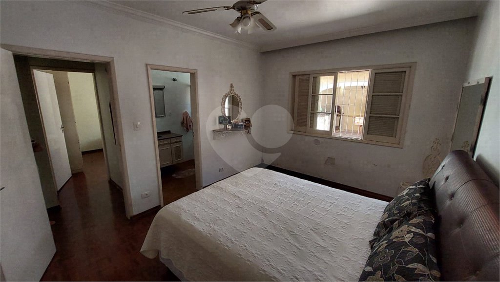 Casa à venda com 4 quartos, sendo 2 suítes, em Jardim São Caetano, São Caetano do Sul, SP