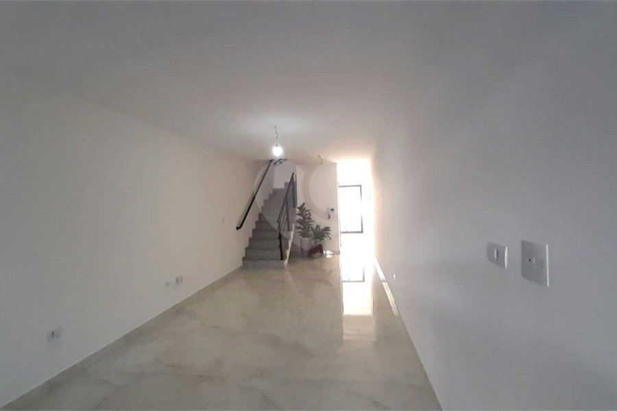 Sobrado à venda com 3 suítes em Vila Prudente, São Paulo, SP