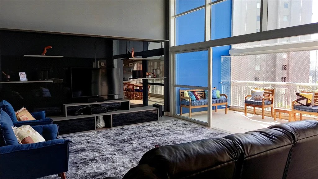Apartamento à venda com 4 suítes em Vila Suzana, São Paulo, SP