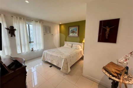 Apartamento à venda com 3 quartos, sendo 2 suítes, em Barra da Tijuca, Rio de Janeiro, RJ