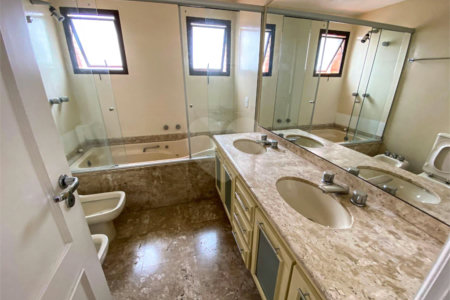 Apartamento à venda com 4 suítes em Vila Suzana, São Paulo, SP
