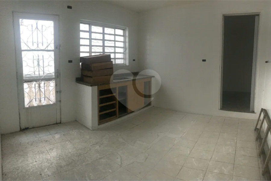 Sobrado à venda com 3 quartos em Vila Sacadura Cabral, Santo André, SP
