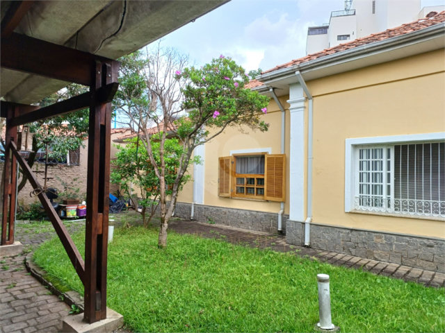 Casa Térrea à venda com 3 quartos, sendo 1 suíte,  em Santana, São Paulo, SP
