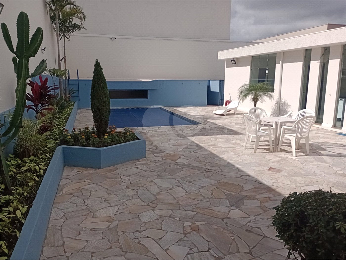 Casa à venda com 4 quartos, sendo 1 suíte, em Vila Rosa, Itapetininga, SP