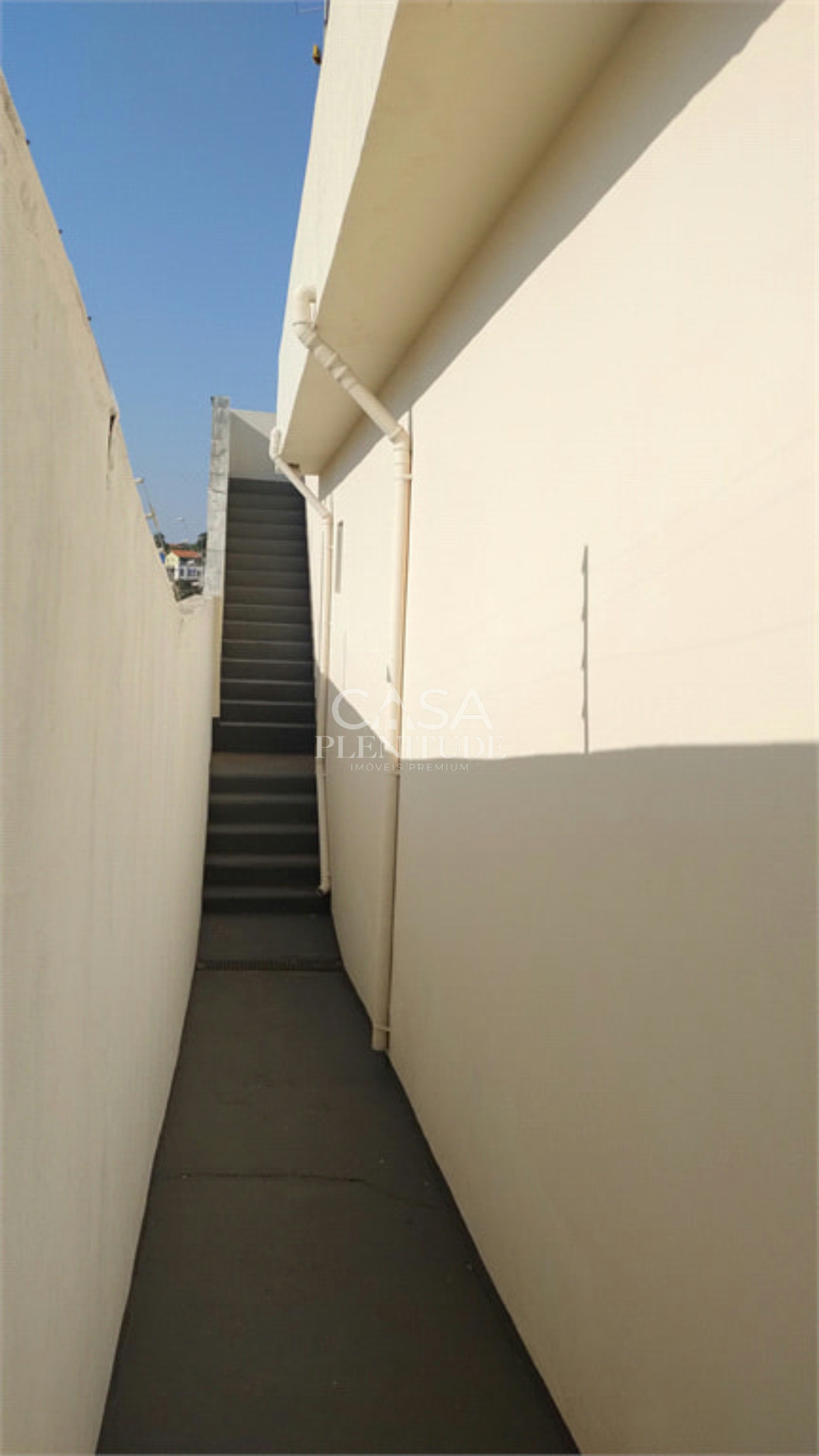 Casa à venda com 4 quartos, sendo 1 suíte, em Jardim Itanguá, Sorocaba, SP