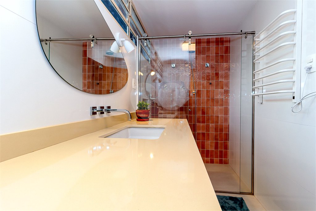 Casa Térrea à venda com 3 quartos, sendo 1 suíte,  em Alto da Boa Vista, São Paulo, SP