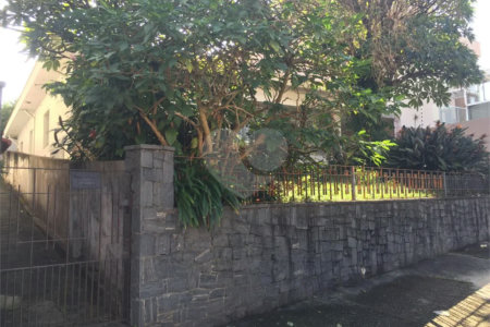 Casa Térrea à venda com 3 quartos, sendo 1 suíte, em Água Fria, São Paulo, SP