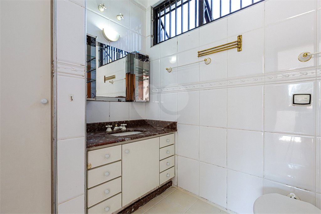 Casa à venda com 6 quartos, sendo 4 suítes, em Butantã, São Paulo, SP