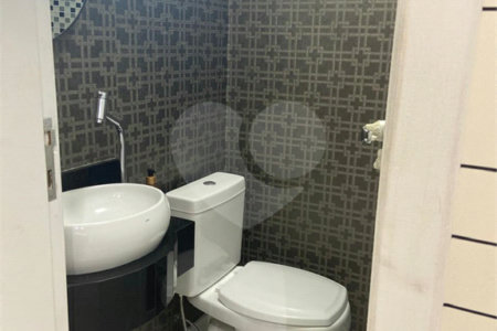 Casa de Vila à venda com 2 quartos, sendo 1 suíte,  em Silveira, Santo André, SP