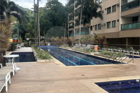 Apartamento à venda com 2 quartos, sendo 1 suíte,  em Rio Comprido, Rio de Janeiro, RJ