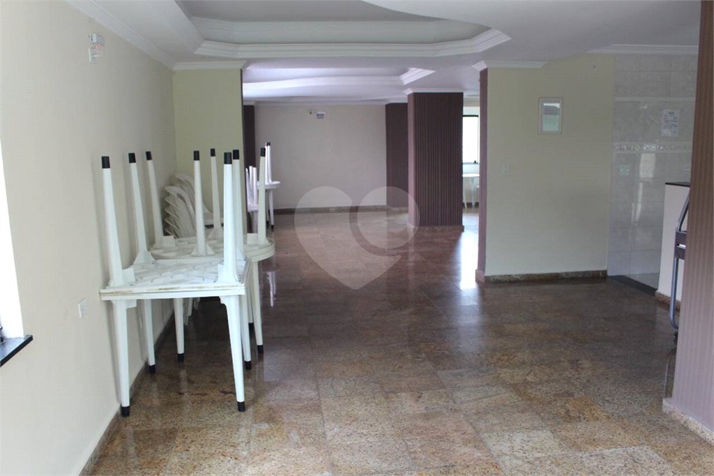 Apartamento à venda em Jardim São Luís, Suzano, SP