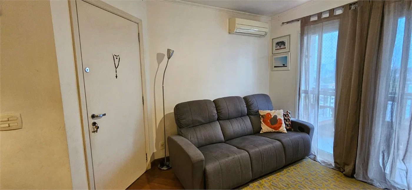 Apartamento à venda com 3 quartos, sendo 2 suítes, em Pinheiros, São Paulo, SP