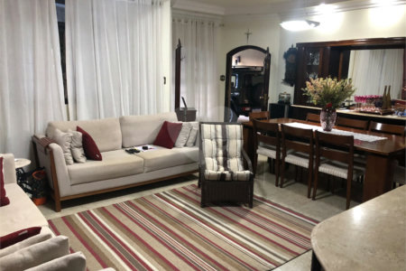 Casa à venda com 3 quartos, sendo 1 suíte,  em Vila Antônio Augusto Luiz, Caçapava, SP