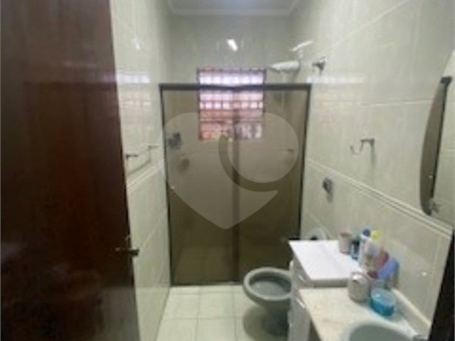 Sobrado à venda com 4 quartos, sendo 1 suíte,  em Parque Edu Chaves, São Paulo, SP