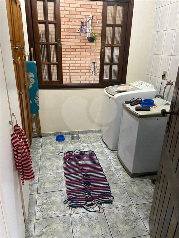 Sobrado à venda com 3 quartos, sendo 1 suíte,  em Vila Suissa, Mogi das Cruzes, SP