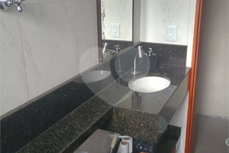 Casa à venda com 2 quartos, sendo 1 suíte, em Jardim Casa Branca, Suzano, SP