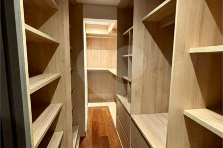 Apartamento à venda com 2 suítes em Jardim Fonte do Morumbi, São Paulo, SP