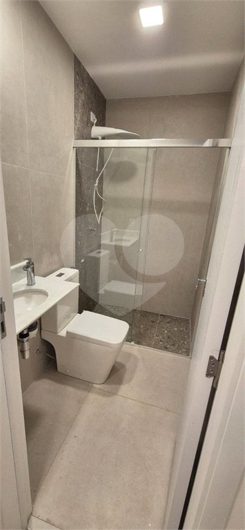 Sobrado à venda com 2 quartos, sendo 1 suíte,  em Vila Paiva, São Paulo, SP