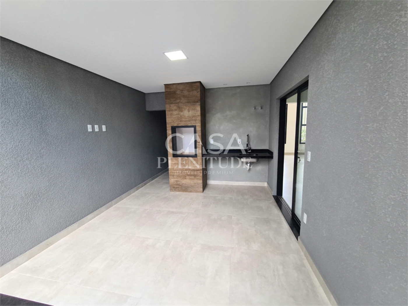 Casa em condomínio à venda com 3 suítes, em Wanel Ville, Sorocaba, SP