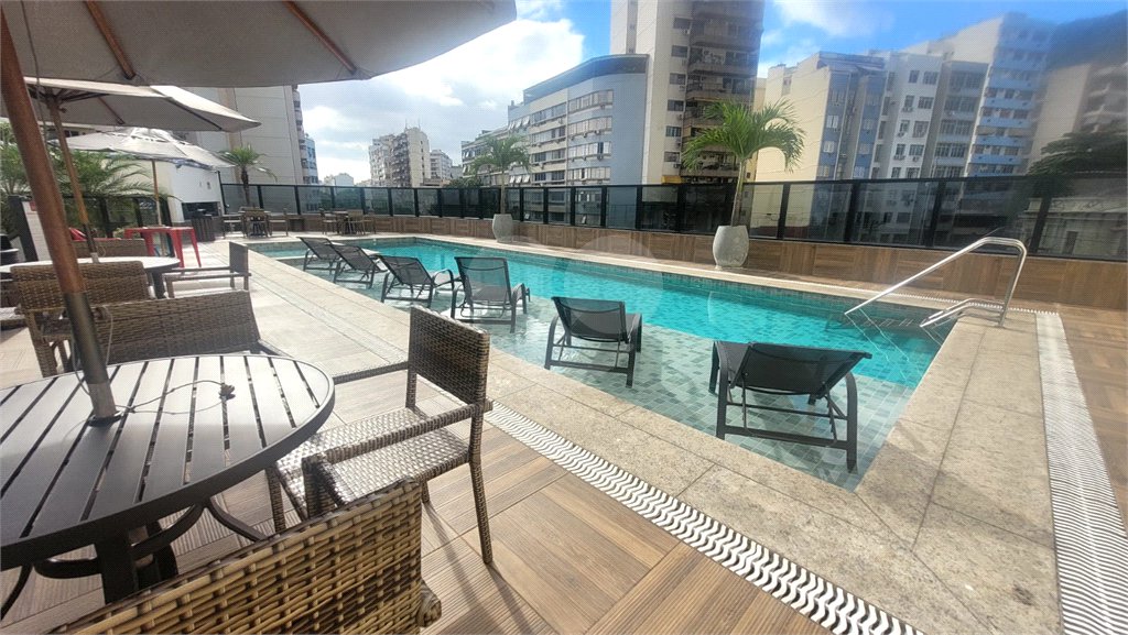 Cobertura à venda com 3 quartos, sendo 1 suíte,  em Tijuca, Rio de Janeiro, RJ