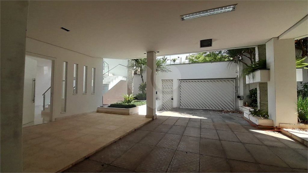Sobrado à venda com 6 quartos, sendo 5 suítes, no Centro, São Bernardo do Campo, SP