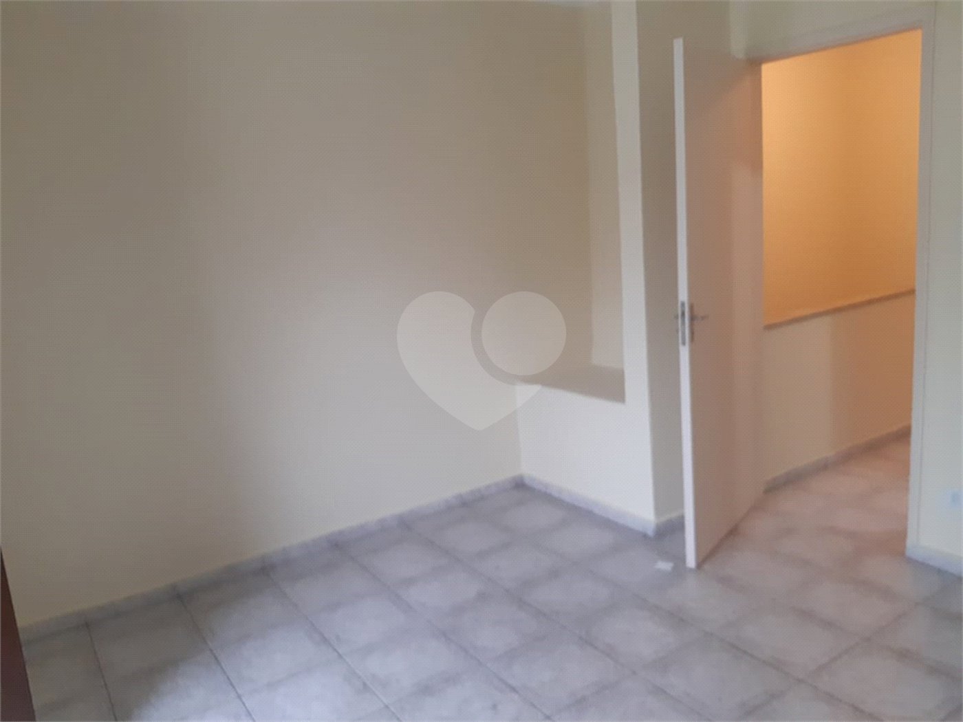 Casa à venda com 2 quartos em Vila Galvão, Guarulhos, SP