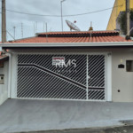 Casa à venda com 3 quartos, sendo 1 suíte,  em São Luiz, Itu, SP