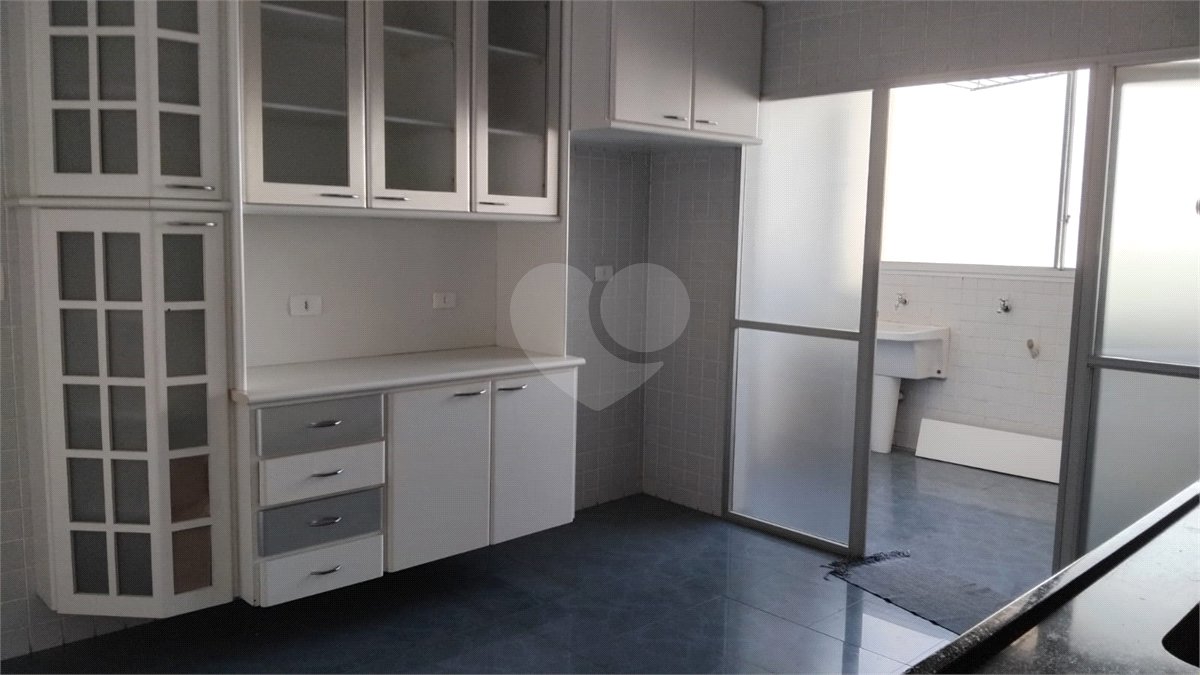 Apartamento à venda ou para alugar com 3 quartos, sendo 1 suíte, em Itaim Bibi, São Paulo, SP