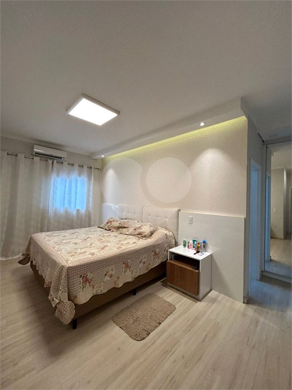 Casa à venda com 3 quartos, sendo 1 suíte, no condomínio Jardim das Acácias, Araraquara - SP