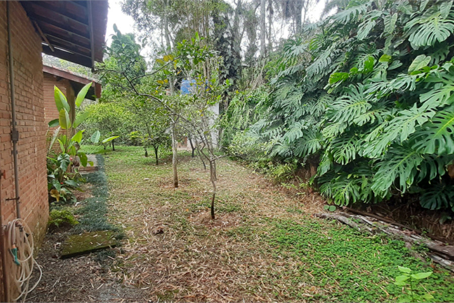 Casa Térrea à venda com 4 quartos, sendo 2 suítes, em Serra da Cantareira, Mairiporã, SP