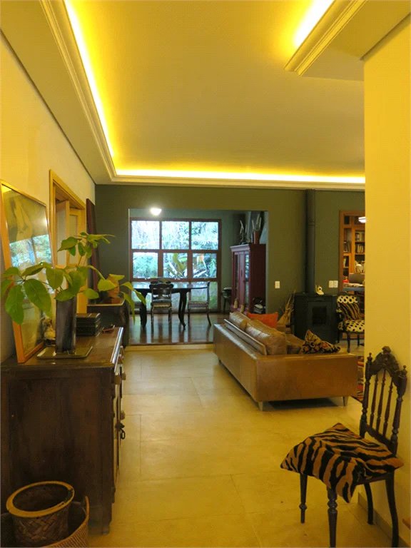 Casa Térrea à venda com 2 suítes em Real Parque, São Paulo, SP