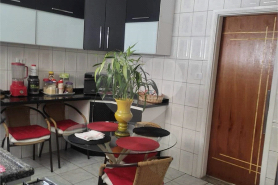 Sobrado à venda com 3 quartos em Vila Maria, São Paulo, SP