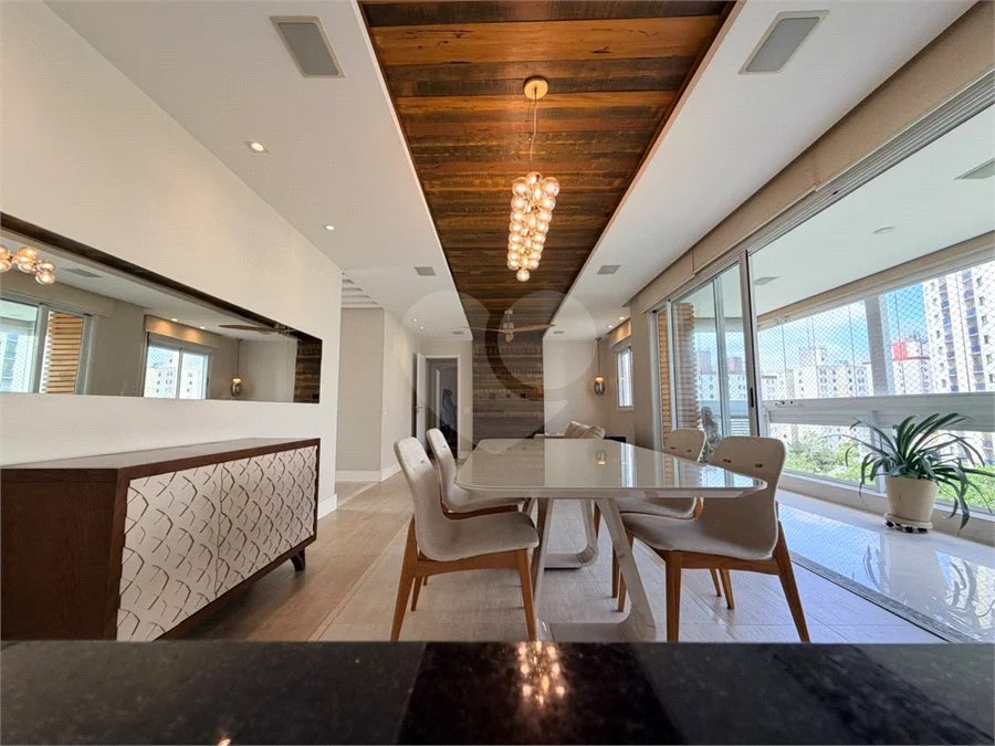 Apartamento à venda com 3 suítes em Vila Mariana, São Paulo, SP